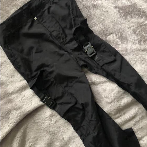 Steal Dior Alyx Buckle Cargo Pants 